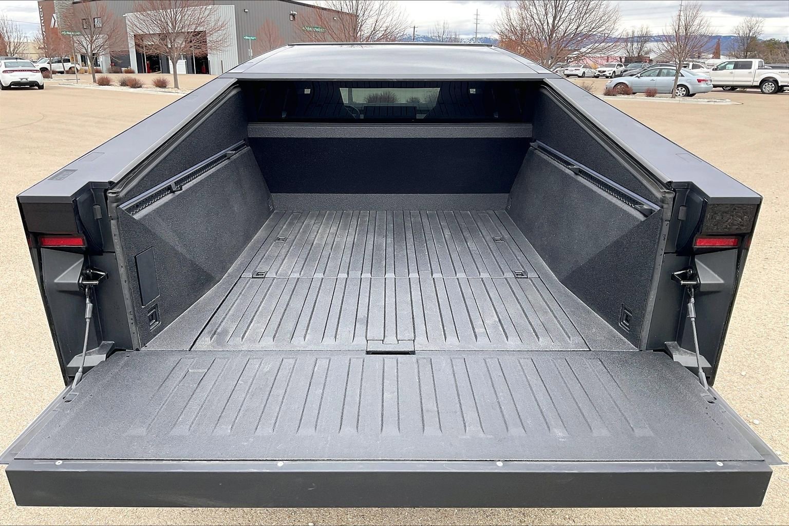 Used 2024 Tesla Cybertruck Cyberbeast image 8