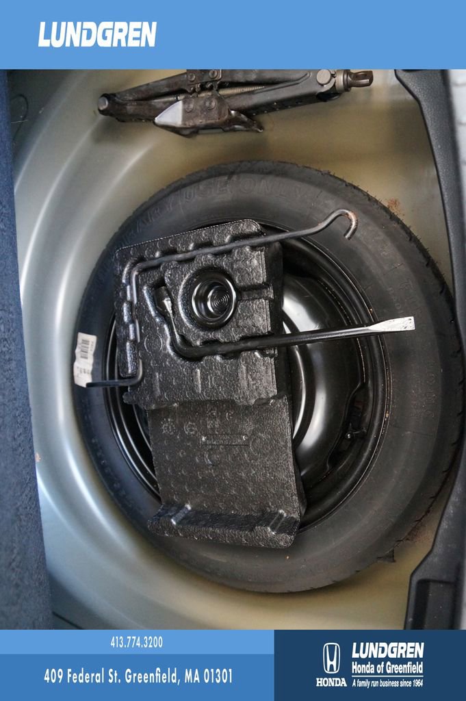 Used 2019 Toyota Corolla LE FWD image 30