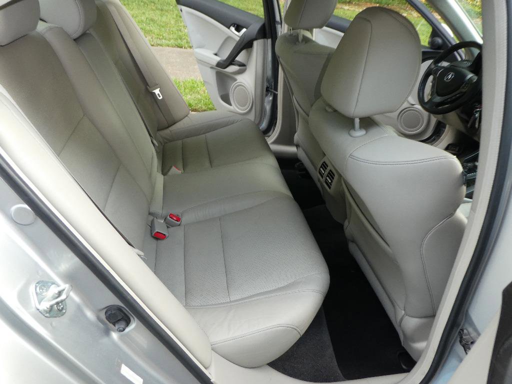 Used 2013 Acura TSX Sedan FWD image 6