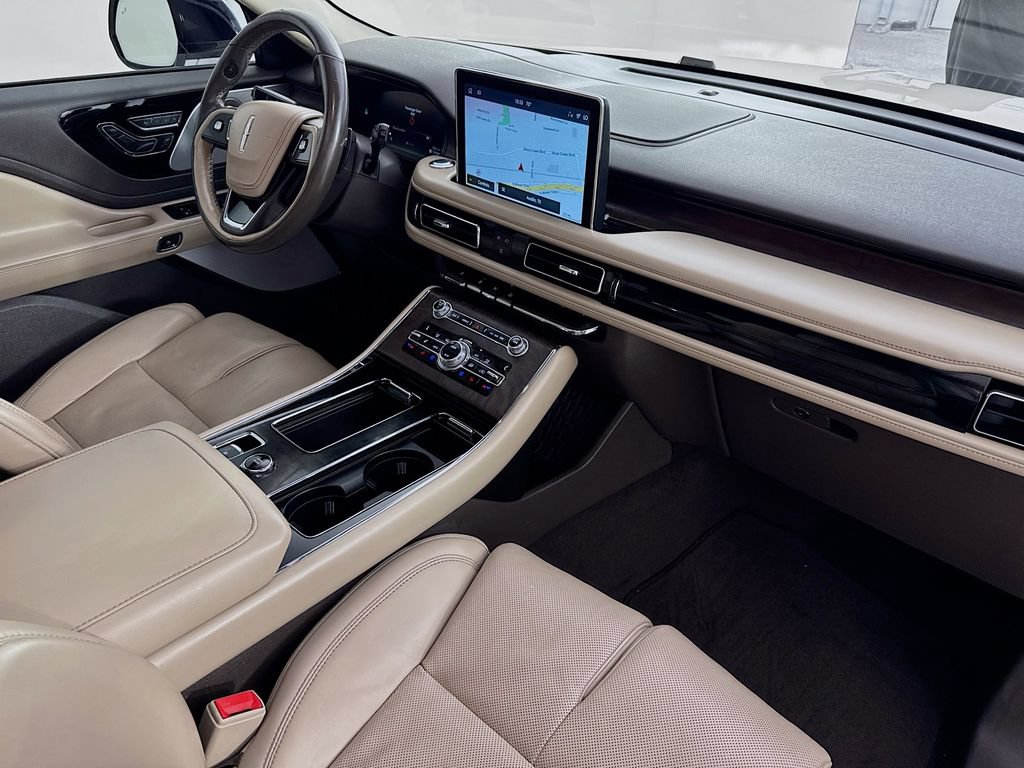 Used 2020 Lincoln Aviator Grand Touring w/ Equipment Group 301A AWD/4WD image 40