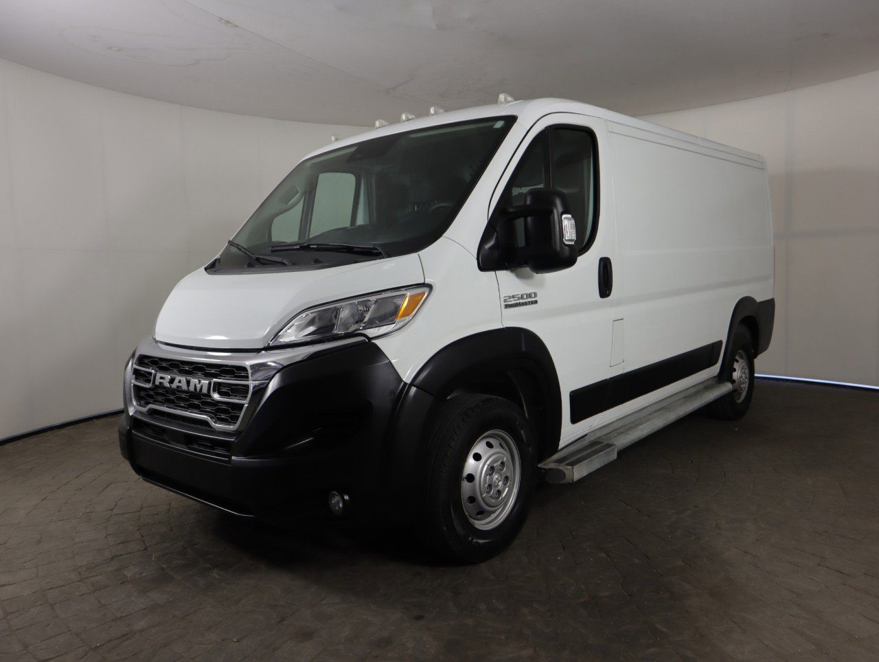 Used 2023 RAM ProMaster 2500 image 4
