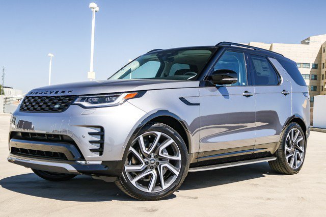 Used 2025 Land Rover Discovery Dynamic SE