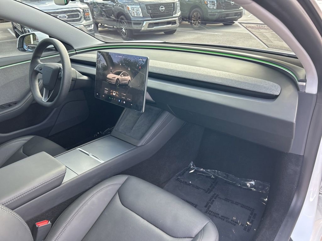 Used 2024 Tesla Model 3 Standard Range image 37