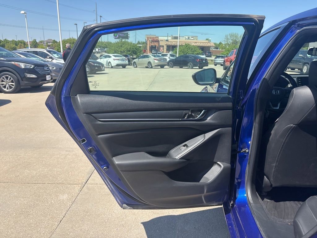 Used 2022 Honda Accord Sport image 33