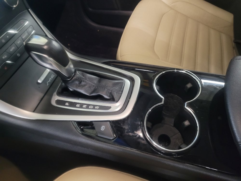 Used 2016 Ford Edge SEL w/ Equipment Group 201A image 26