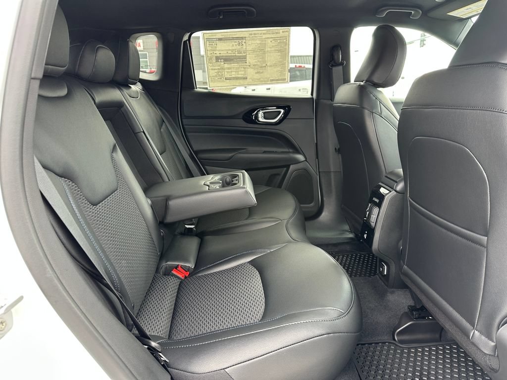 New 2026 Jeep Compass Latitude AWD/4WD image 17