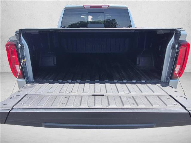 Used 2026 GMC Sierra 1500 SLT w/ SLT Premium Plus Package AWD/4WD image 6