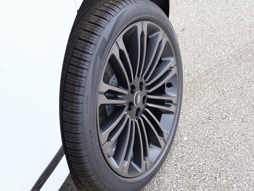 New 2026 Land Rover Range Rover Velar Autobiography image 40