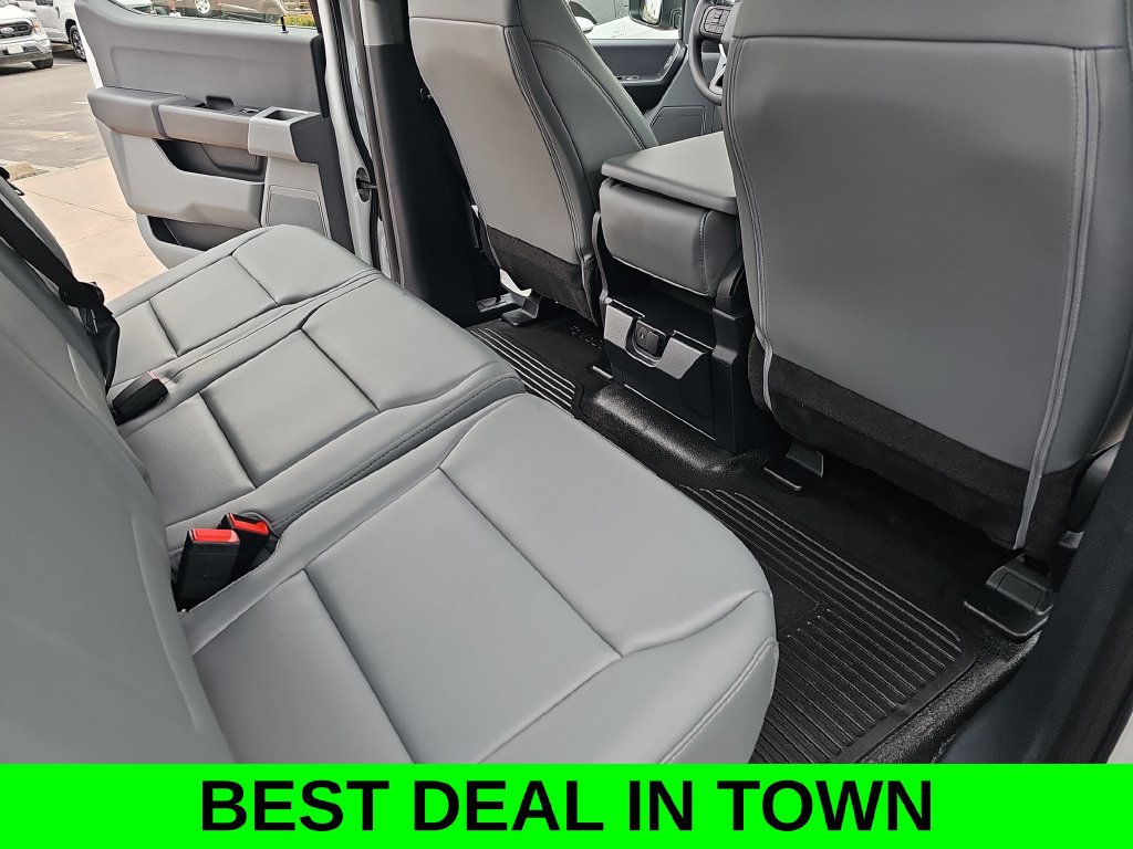 New 2026 Ford F250 XL w/ XL Chrome Package AWD/4WD image 11