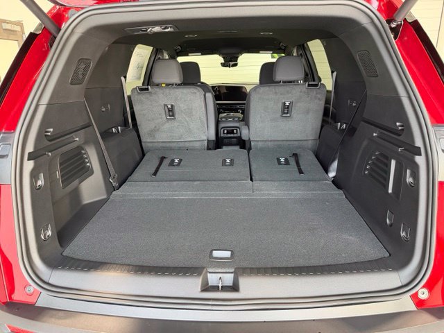 New 2027 Chevrolet Traverse LT w/ Driver Confidence Package AWD/4WD image 29