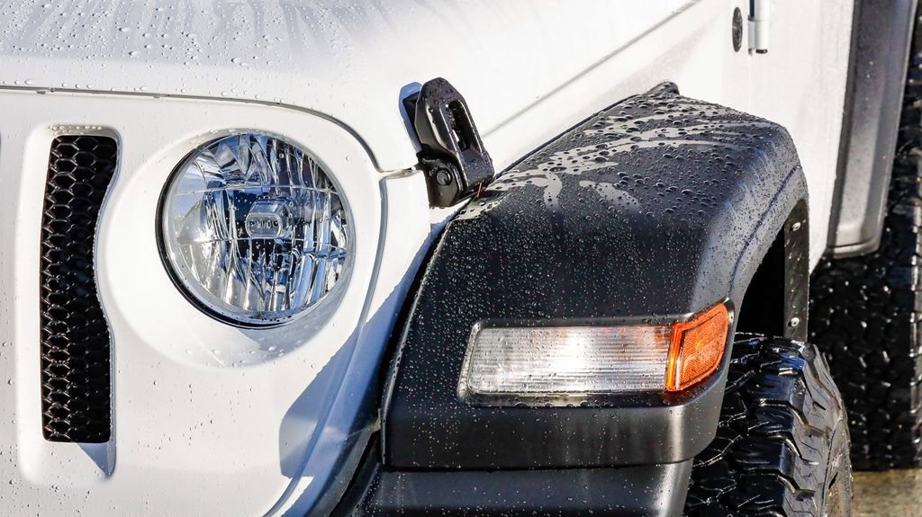 Used 2022 Jeep Wrangler Sport S image 5