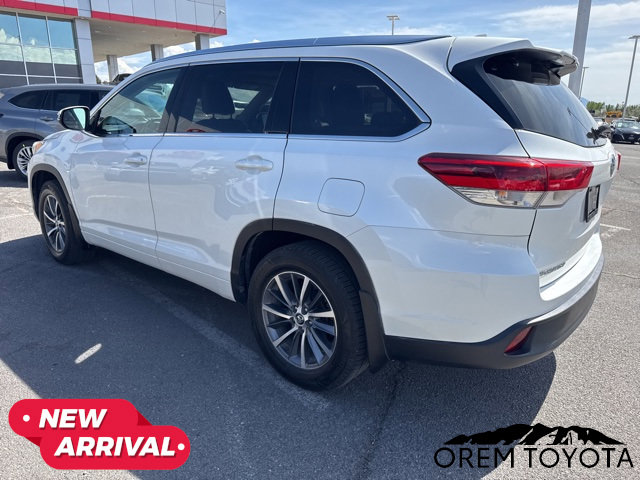 Used 2018 Toyota Highlander XLE image 18