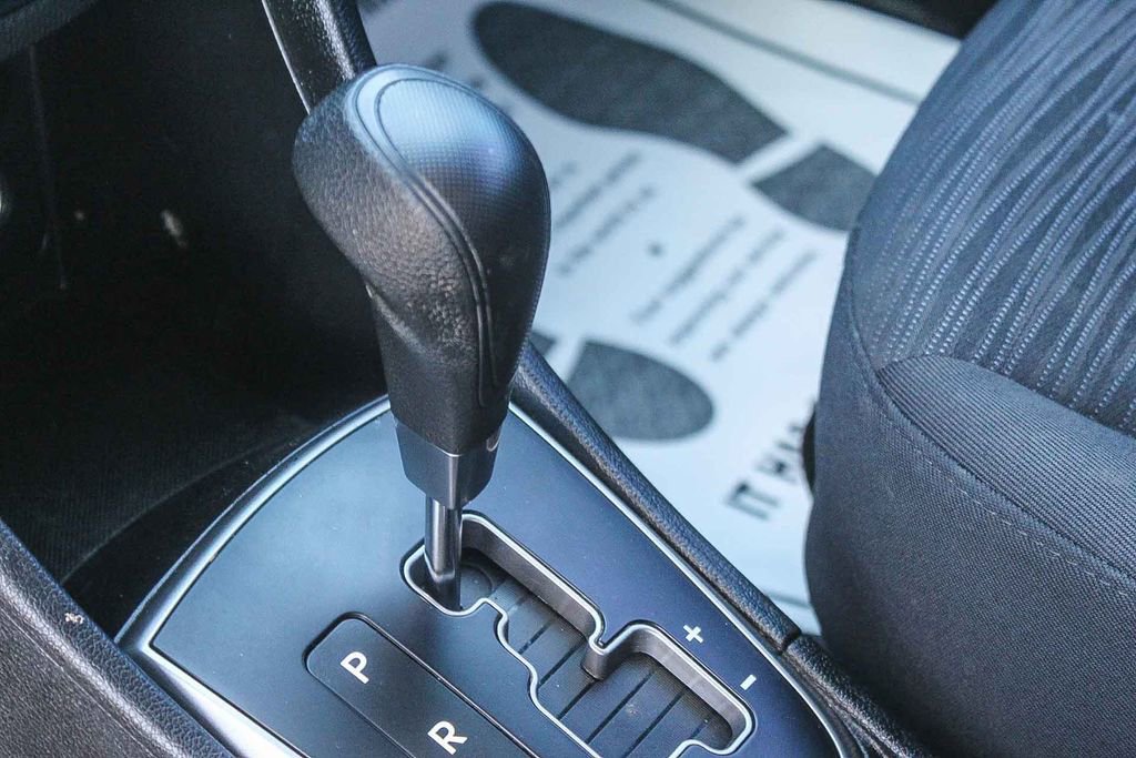 Used 2016 Hyundai Accent SE image 19