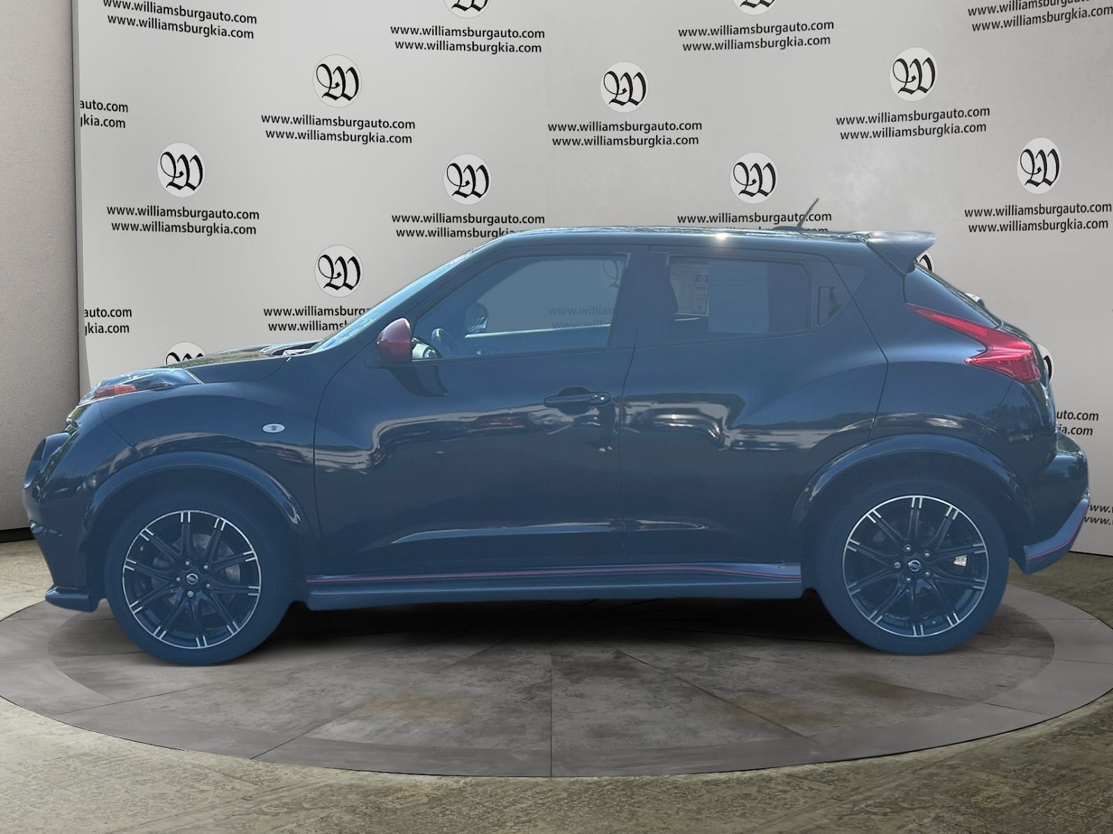 Used 2013 Nissan Juke NISMO AWD/4WD image 2