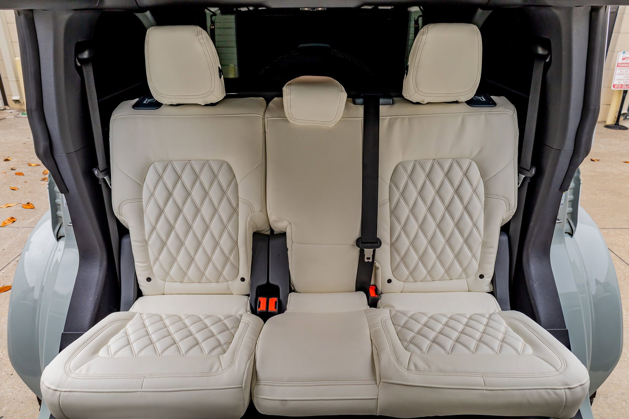 Used 2023 Ford Bronco Heritage Edition AWD/4WD image 36