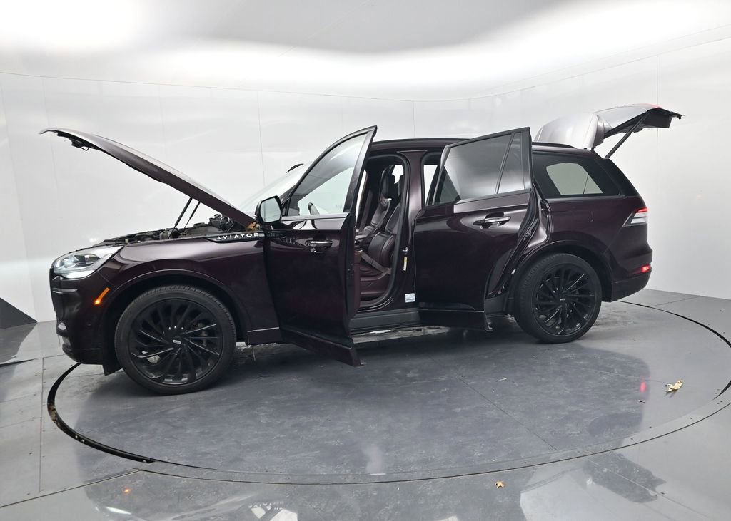 Used 2023 Lincoln Aviator Black Label w/ Jet Package image 60