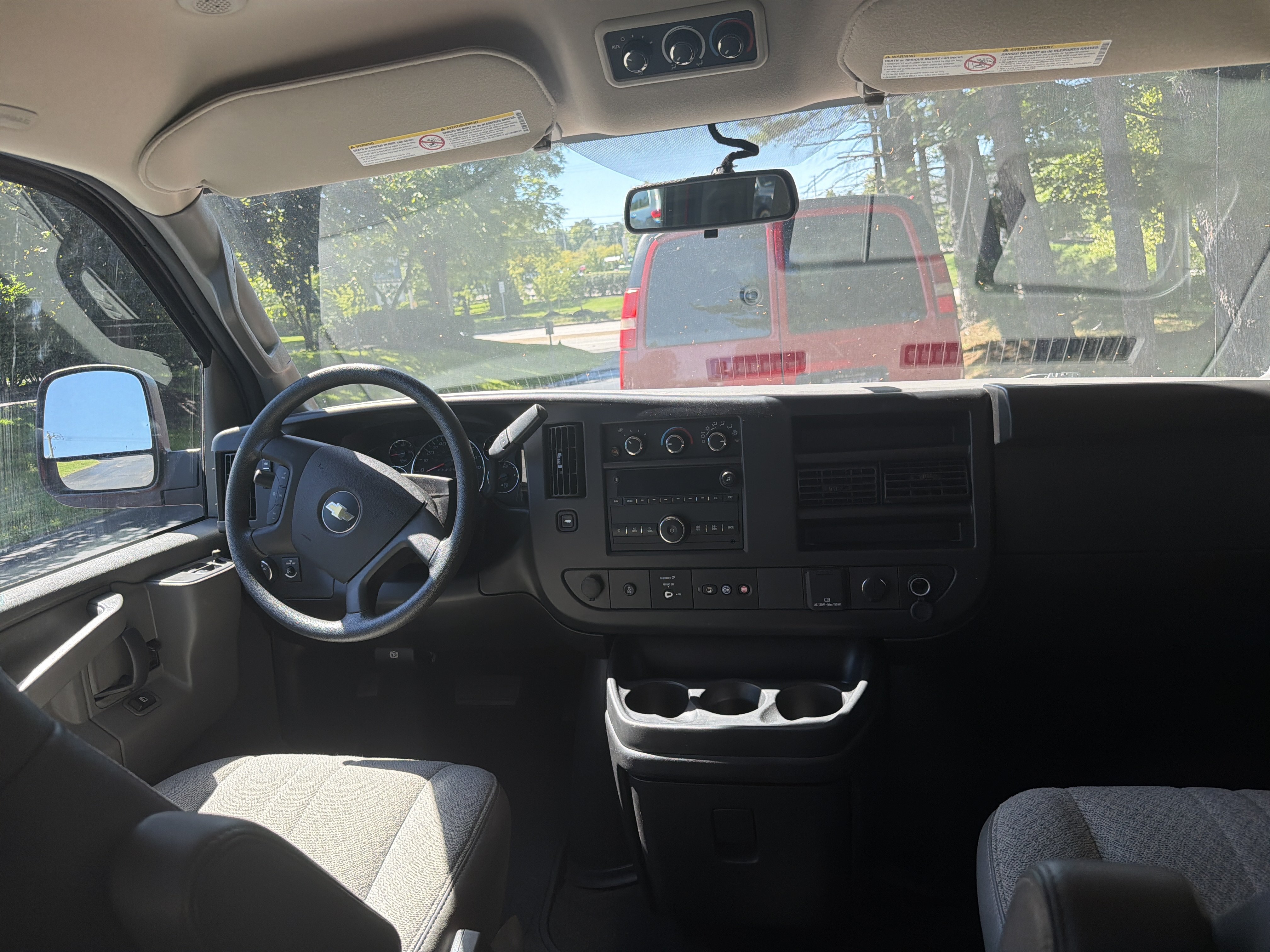 Used 2022 Chevrolet Express 3500 LS RWD image 10