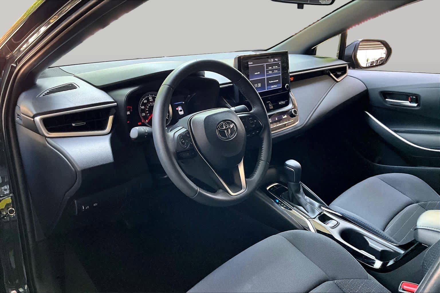 Used 2022 Toyota Corolla SE FWD image 17