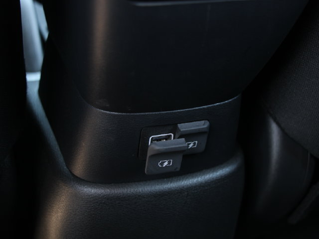 Certified 2025 Nissan Kicks Play S FWD image 26