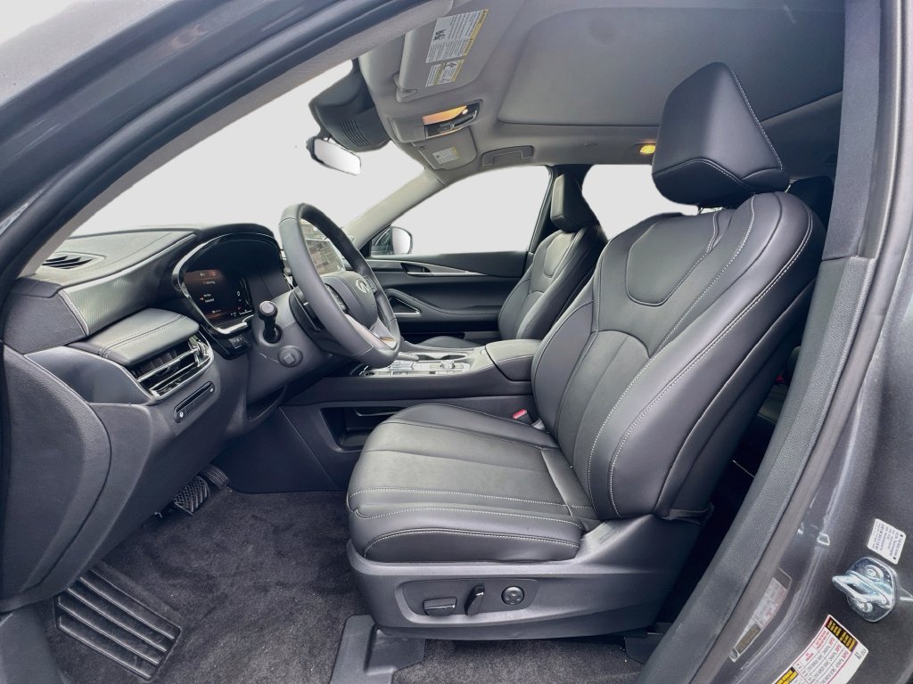 New 2027 INFINITI QX60 Luxe w/ Cargo Package FWD image 22