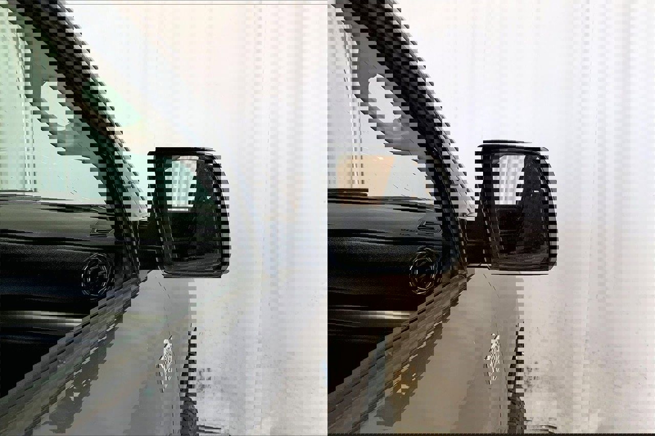 Used 2020 Toyota Tundra SR5 w/ SR5 Upgrade Package image 11