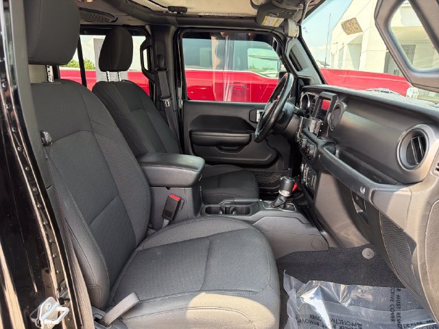 Used 2021 Jeep Gladiator Sport AWD/4WD image 31