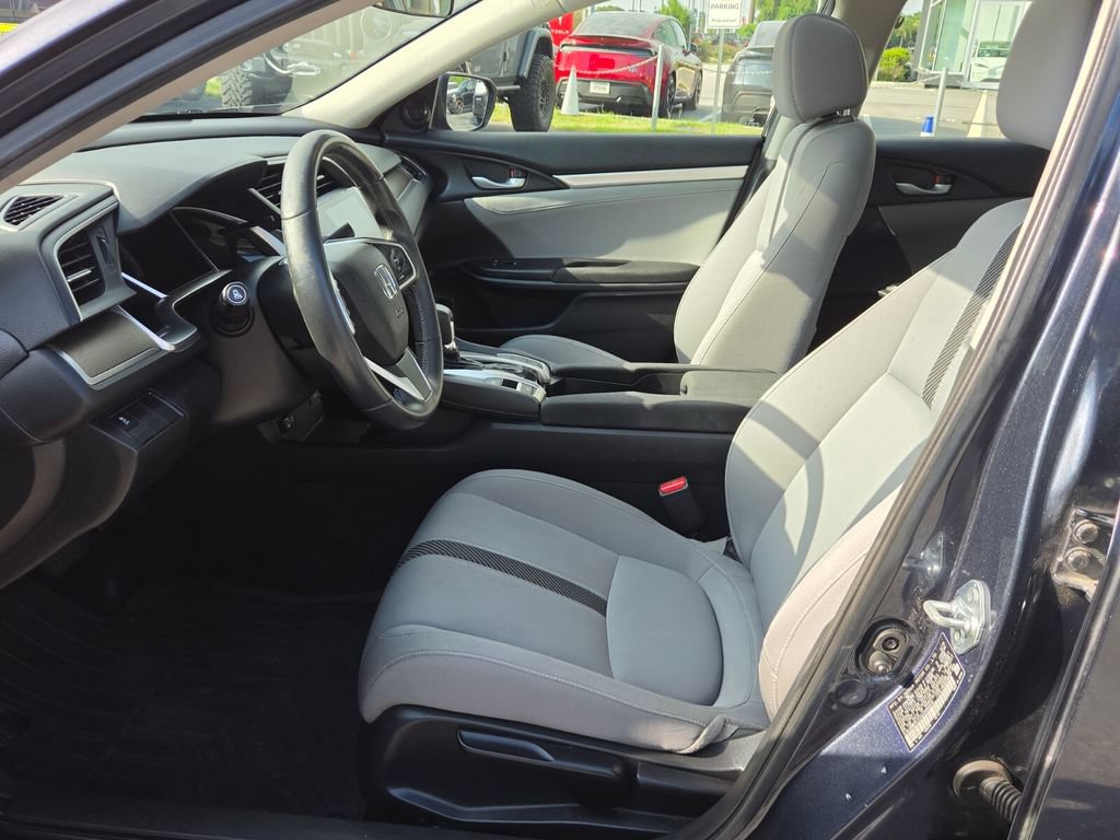 Used 2018 Honda Civic EX-T image 10