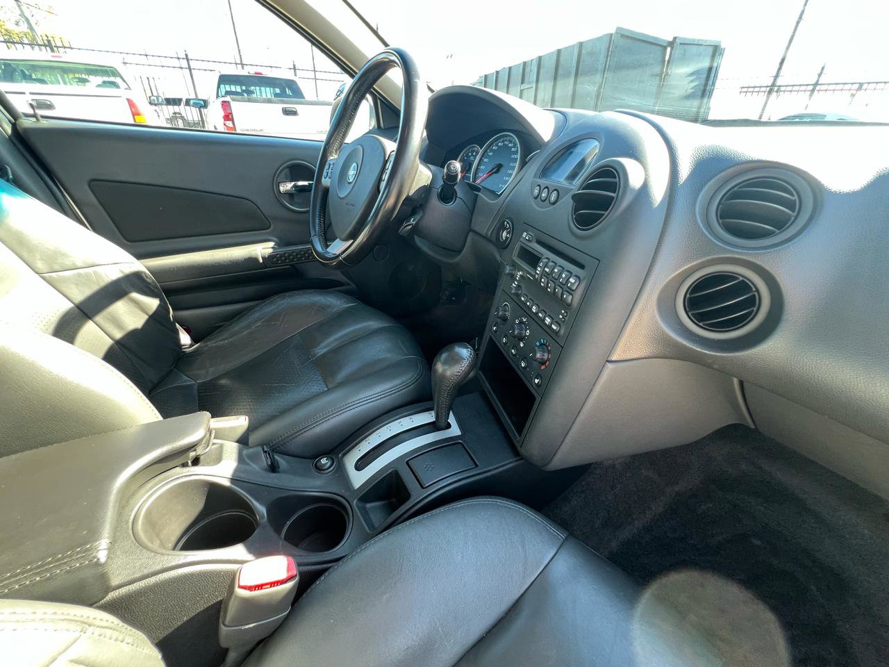 Used 2005 Pontiac Grand Prix GTP w/ Leather Trim Package image 48