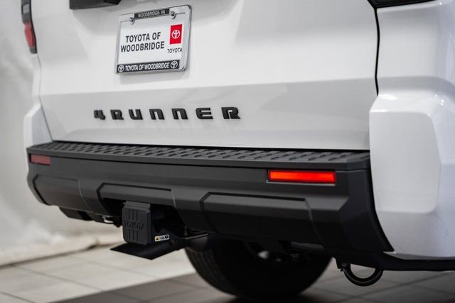 New 2026 Toyota 4Runner SR5 image 7