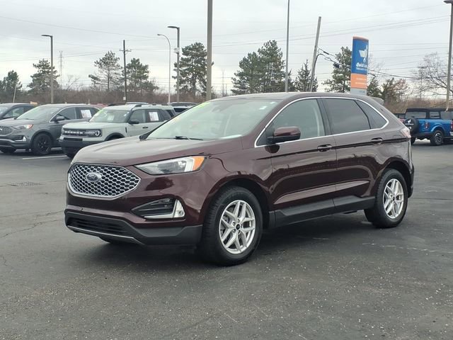 Certified 2023 Ford Edge SEL w/ Convenience Package image 3