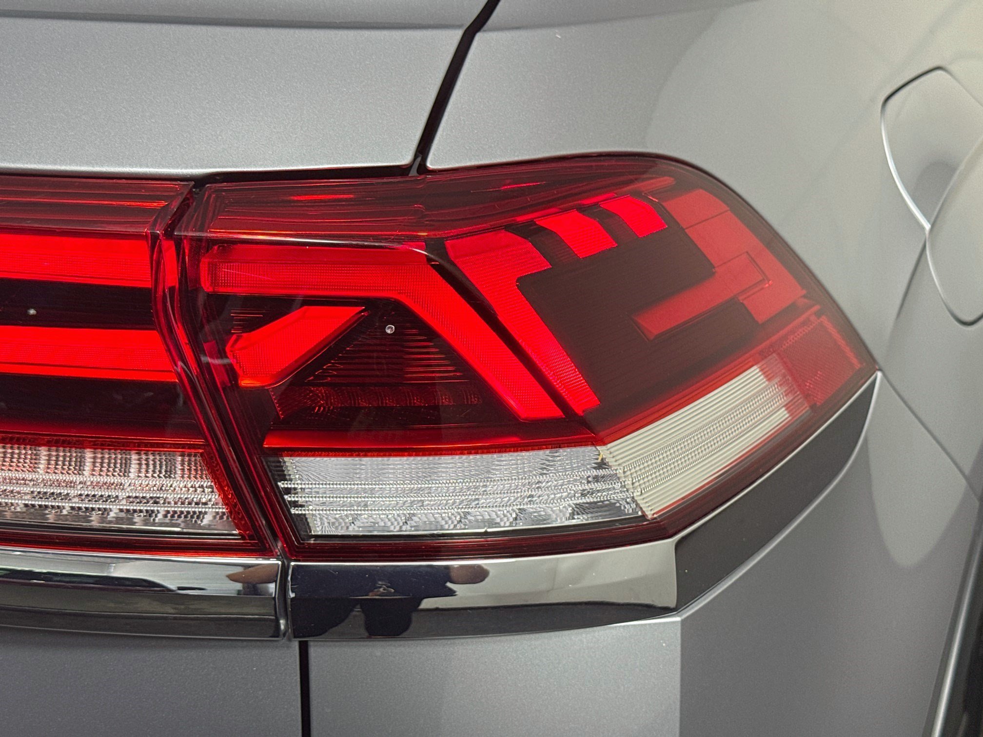 Used 2026 Volkswagen Atlas Cross Sport SE FWD image 34