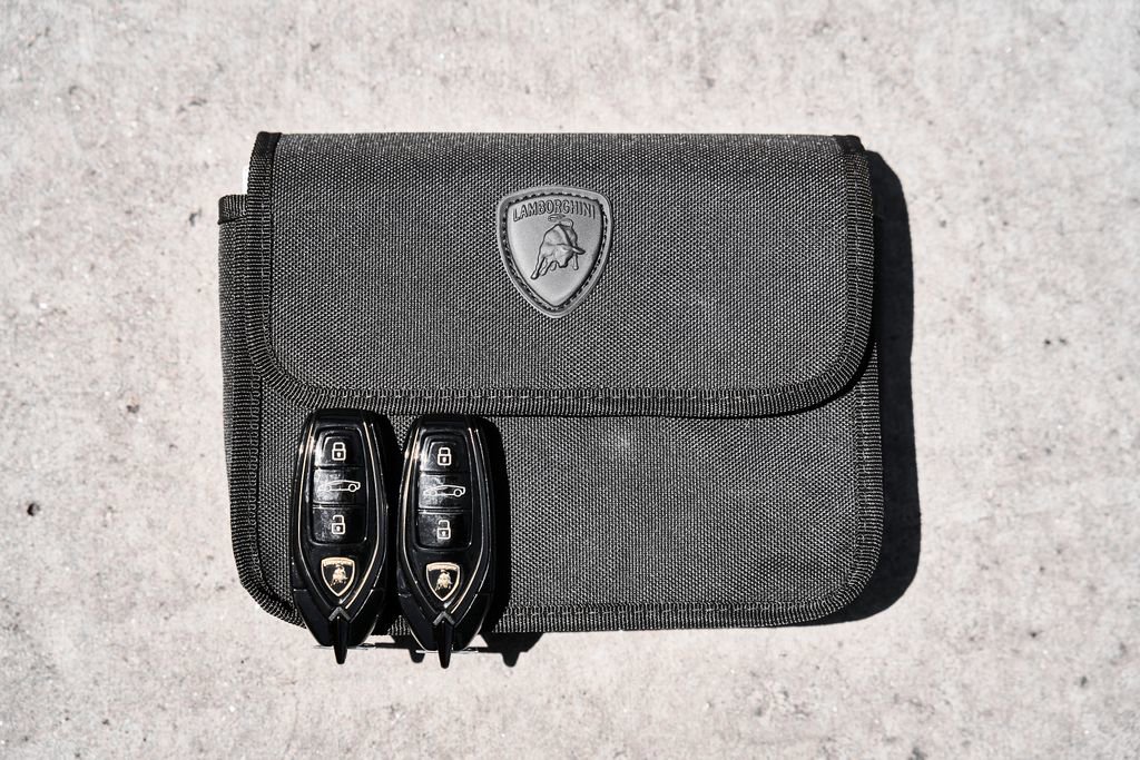 Used 2024 Lamborghini Revuelto AWD/4WD image 74