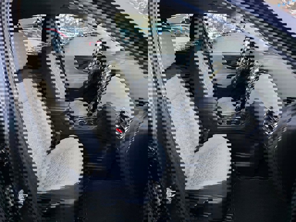 Used 2022 Chevrolet Equinox LT image 23