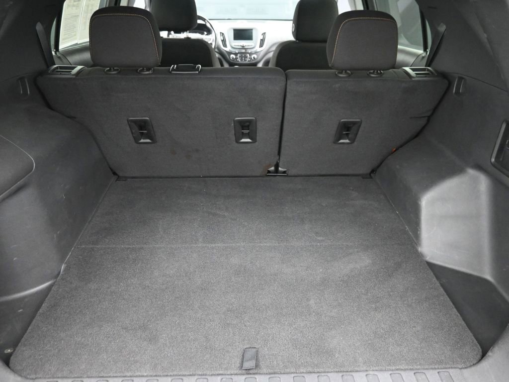 Used 2023 Chevrolet Equinox LT AWD/4WD image 9