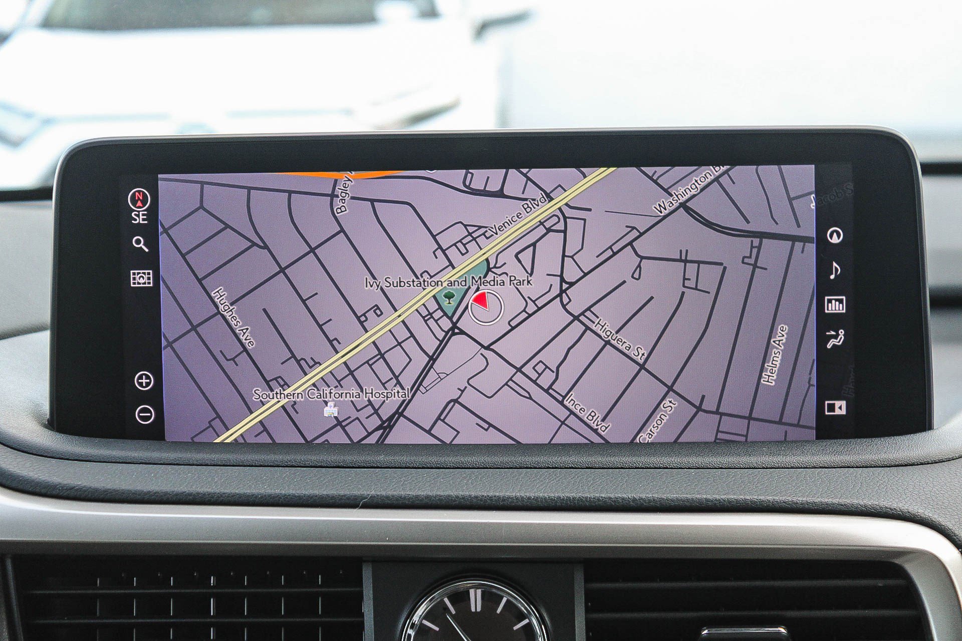 Used 2020 Lexus RX 450h RX 450h w/ Premium Package image 15