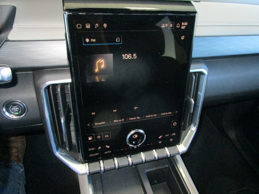 New 2026 GMC Acadia Elevation w/ Elevation Premium Package FWD image 33