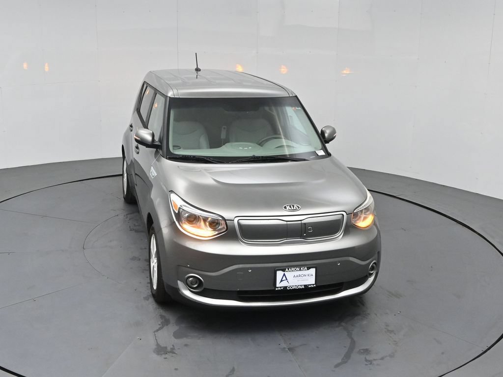 Used 2016 Kia Soul EV + FWD image 42