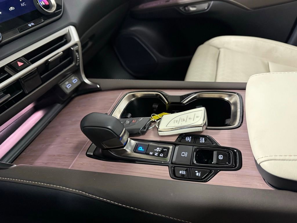 Used 2025 Lexus RX 450h AWD w/ Convenience Package image 14