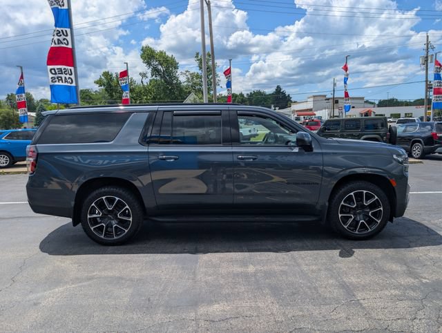 Used 2021 Chevrolet Suburban RST AWD/4WD image 6