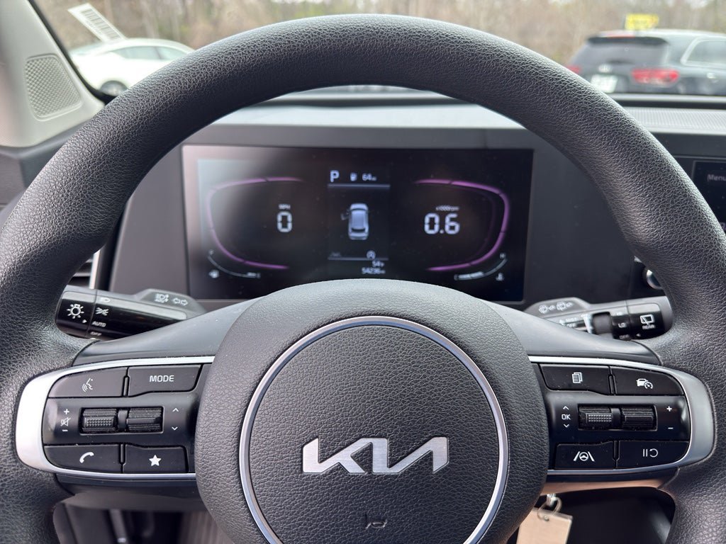 Used 2024 Kia Sportage LX image 21