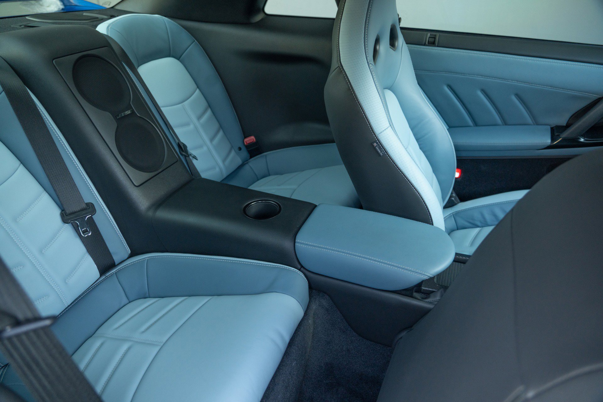 Used 2024 Nissan GT-R w/ Floor Mat Package image 39