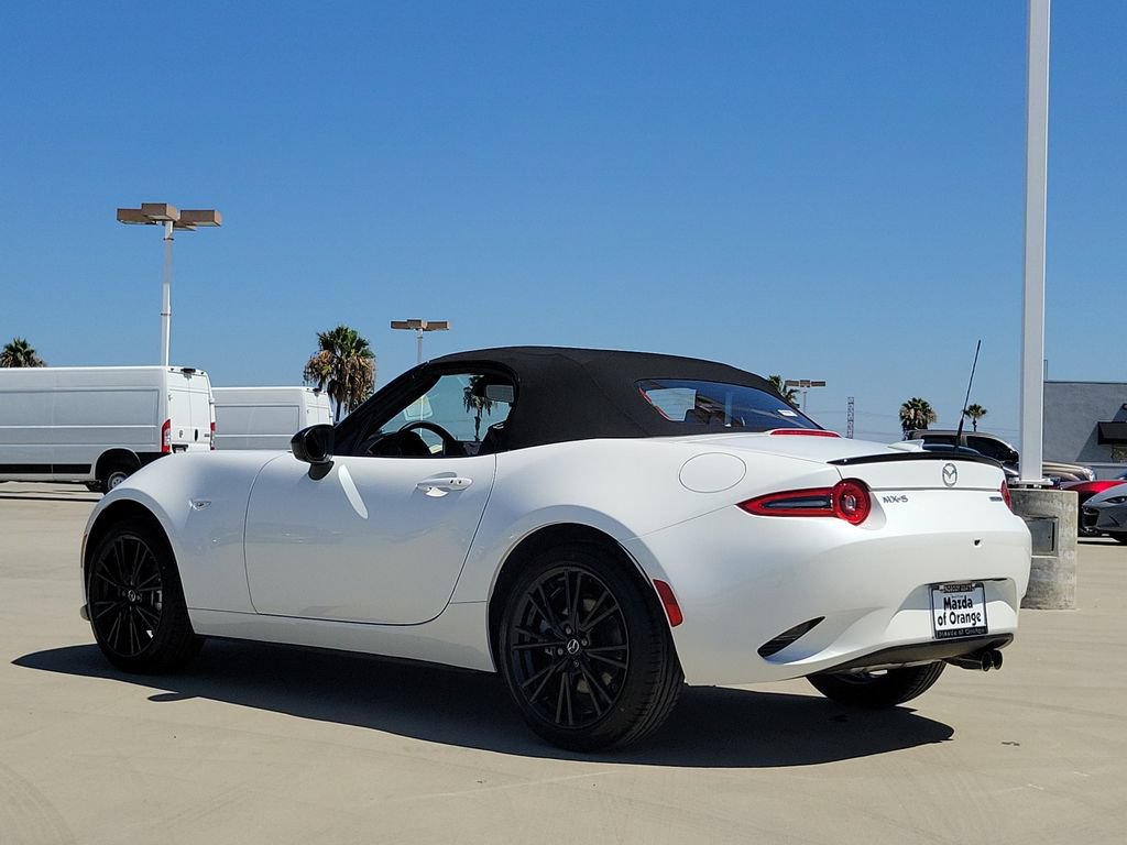 New 2026 MAZDA MX-5 Miata Club RWD video 2
