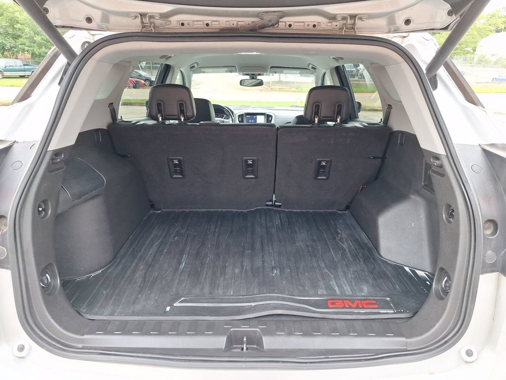 Used 2018 GMC Terrain SLT w/ Preferred Package FWD image 29