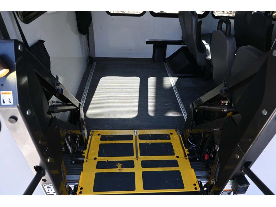 Used 2012 Ford E-350 and Econoline 350 Super Duty w/ Shuttle Bus Prep Pkg RWD image 21