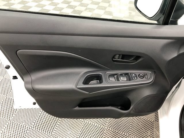 Used 2024 Nissan Versa S FWD image 12