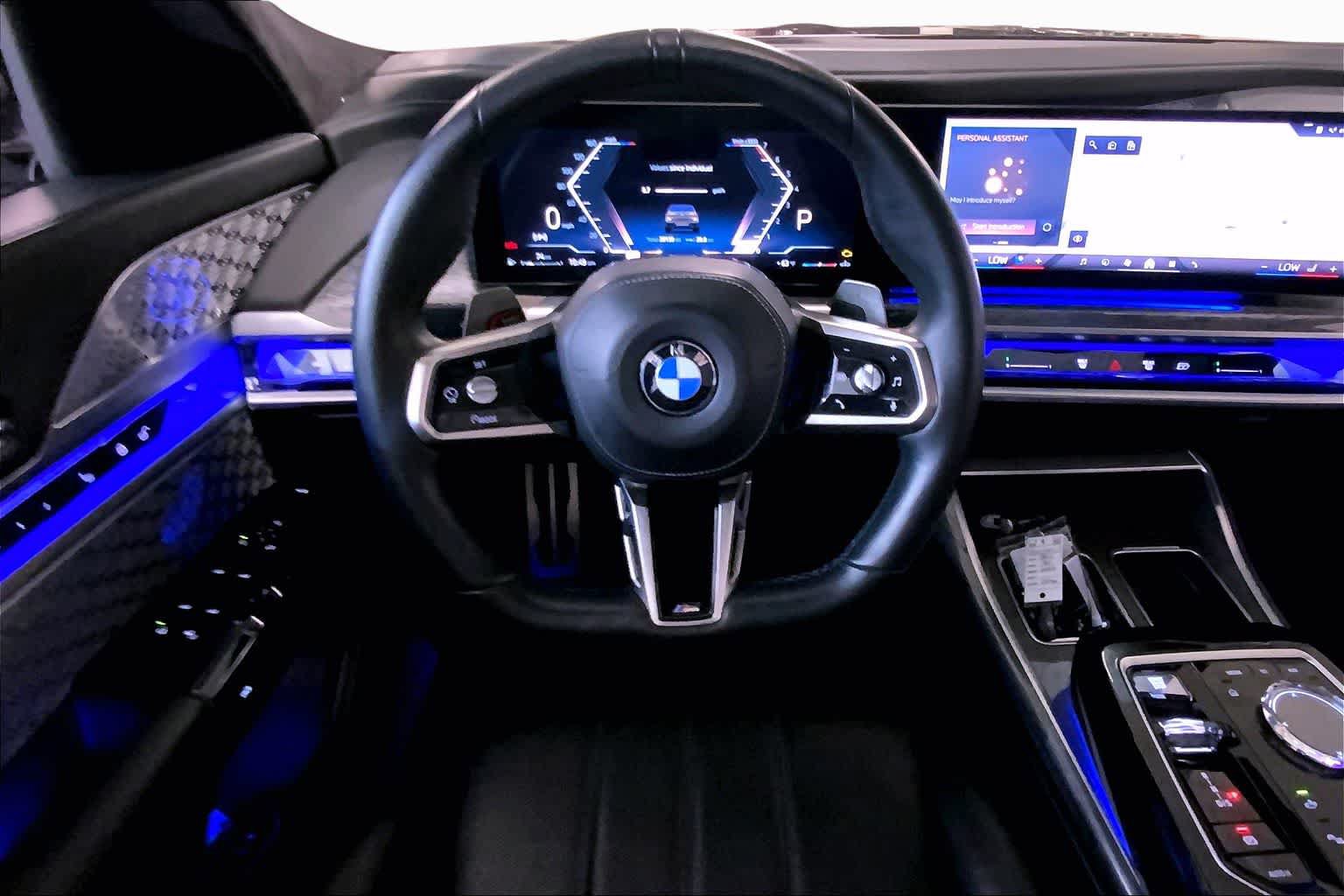 Certified 2023 BMW 760i xDrive AWD/4WD image 5