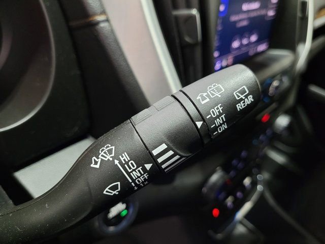 Used 2021 GMC Terrain SLE w/ Driver Convenience Package image 44