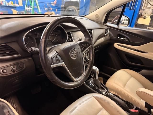 Used 2017 Buick Encore Essence image 4