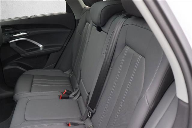 Used 2025 Audi Q5 Prestige AWD/4WD image 17