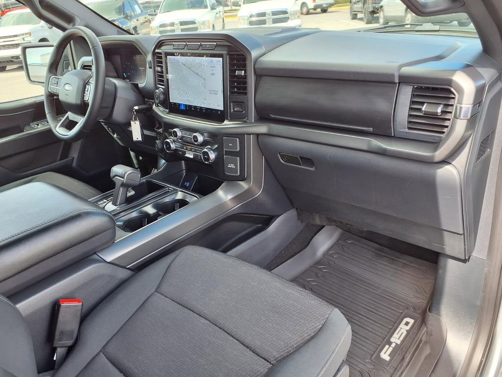 Used 2024 Ford F150 XLT w/ XLT Black Appearance Package image 12